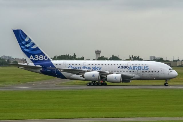 Airbus A380-800 (F-WWDD) - F-WWDD Airbus Industrie Airbus A380-861 @ Paris–Le Bourget Airport (LFPB) during the AirShow / 22.06.2013