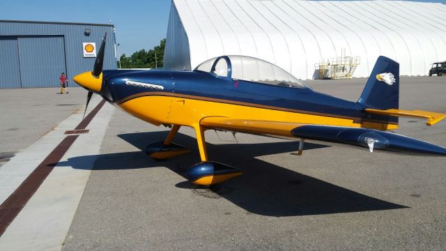 Vans RV-8 (N495T)