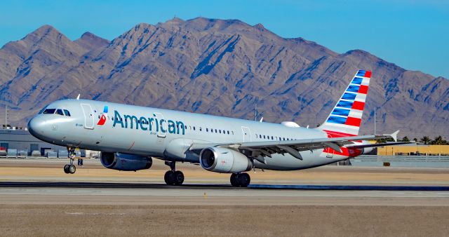 Airbus A321 (N973UY) - N973UY American Airlines Airbus A321-231 s/n 4893 - Las Vegas - McCarran International (LAS / KLAS)br /USA - Nevada,  January 11, 2019br /Photo: TDelCoro