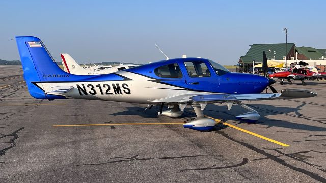 Cirrus SR-22 (N312MS)