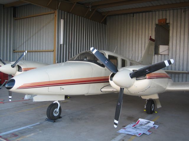 Piper Seneca (N8377X) - Seneca