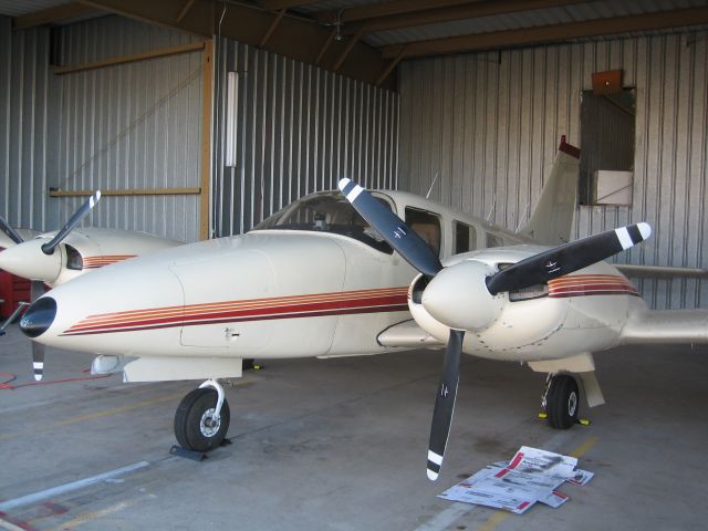 Piper Seneca (N8377X) - Seneca