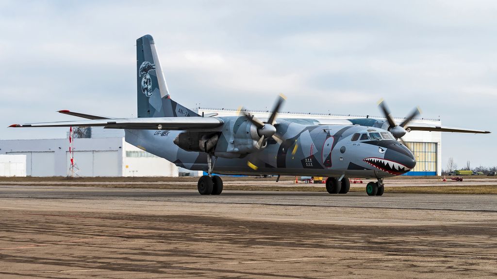 Antonov An-26 (UR-CSK)