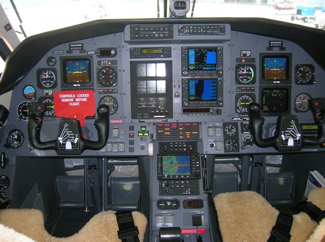 N705KC — - COCKPIT PC - 12