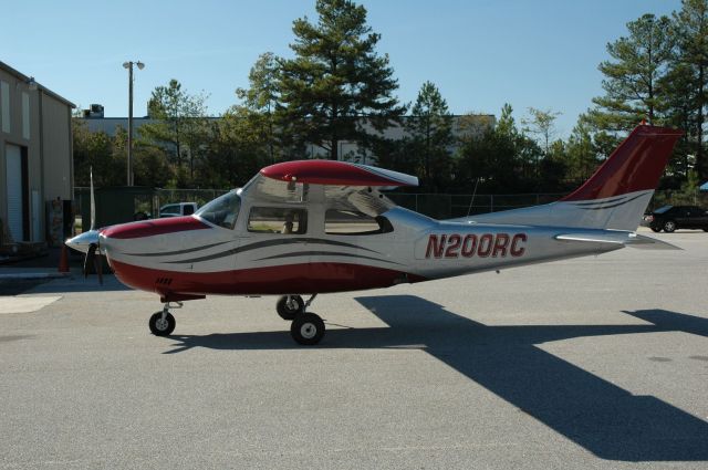 Cessna T210 Turbo Centurion (N200RC)