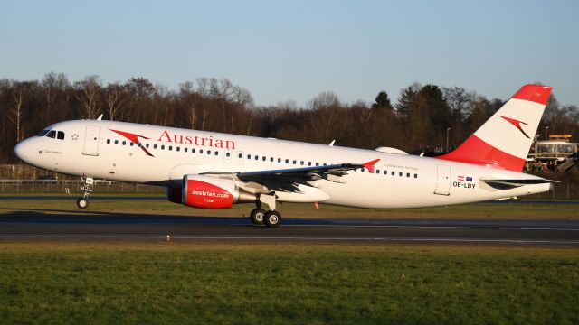 Airbus A320 (OE-LBY)