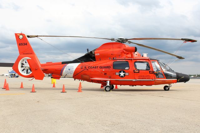 N6534 — - U.S. Coast Guard  Aerospatiale HH-65C Dolphin from U.S. Coast Guard Air Station Atlantic City, NJ