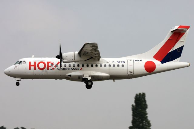 Embraer ERJ-145 (F-GPYB)