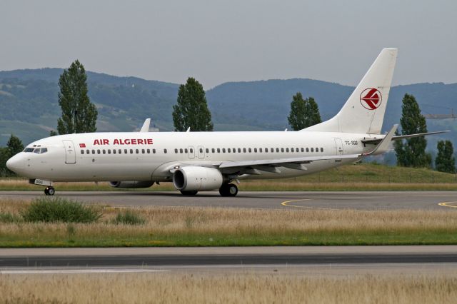 Boeing 737-800 (TC-SGG)