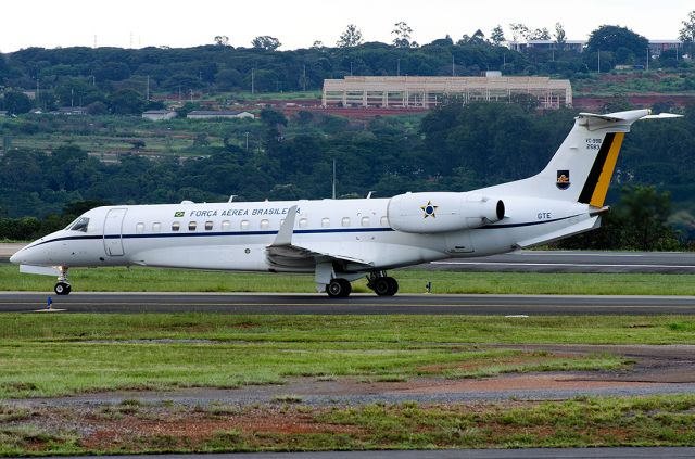 Embraer ERJ-135 (FAB2583)