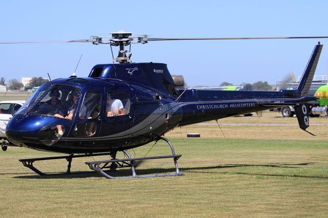 Eurocopter AS-350 AStar (ZK-HOQ)