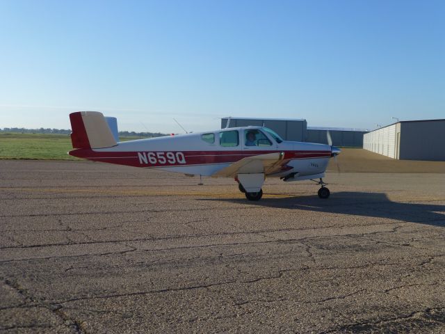 Beechcraft 35 Bonanza (N659Q)