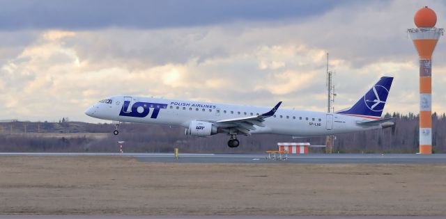 EMBRAER 195 (SP-LND)