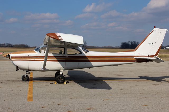 Cessna Skyhawk (N1623F)