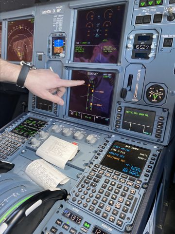 Airbus A321 (N109DN) - Captain showing me the differences between an A321 and a B737