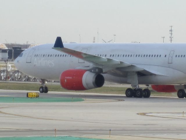 Airbus A330-300 (LN-RKH)