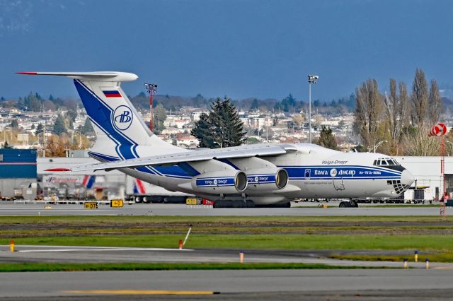 Ilyushin Il-76 (RA-76951)