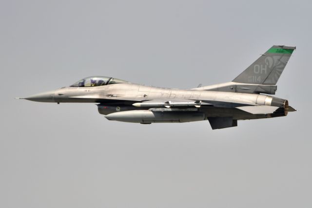 Lockheed F-16 Fighting Falcon — - 06-14-22