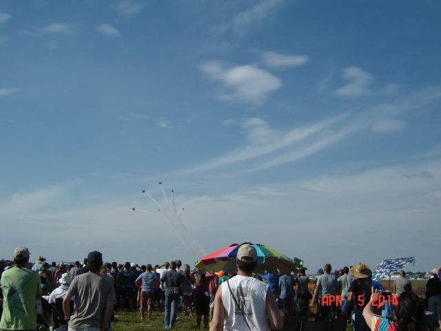 McDonnell Douglas FA-18 Hornet — - The Blue Angels Fly At Sun n Fun 2014