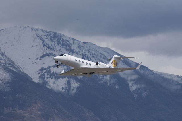 Gulfstream Aerospace Gulfstream 3 (N32MJ) - Very famous Gulfstream Giii departing Provo after new paint job. Great looking Giii. Best viewed in full!