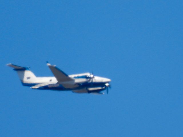 Beechcraft Super King Air 200 (N806KM) - TDW-JLNbr /09/08/22