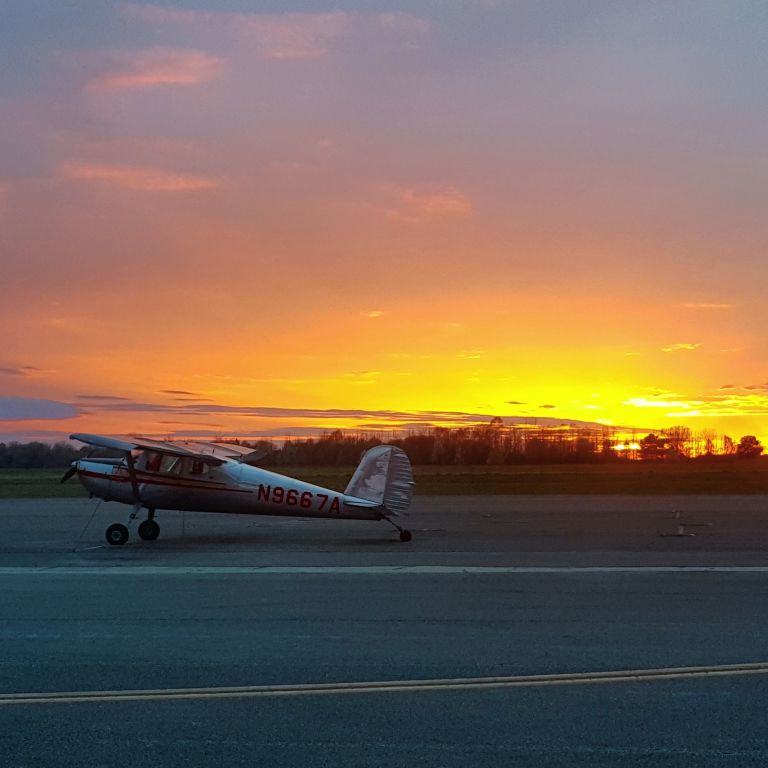 Cessna 140 (N9667A)