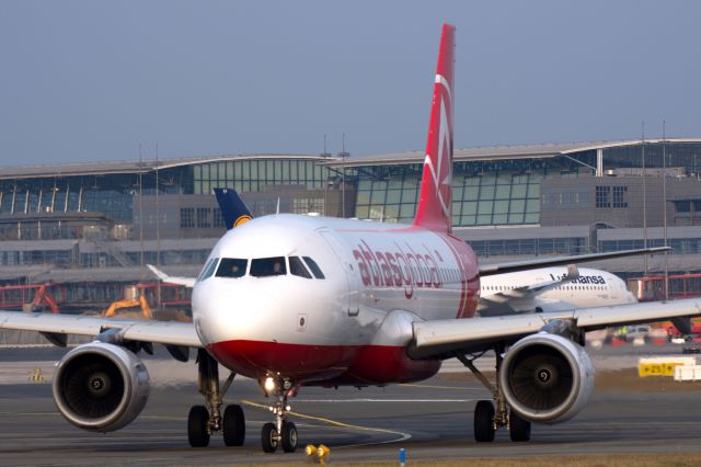 Airbus A319 (TC-ATD)
