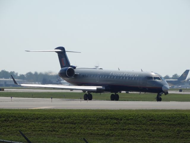 Canadair Regional Jet CRJ-700 — - First picture with my new camera!