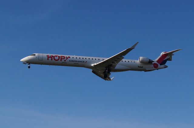 Canadair Regional Jet CRJ-100 (F-HMLO)