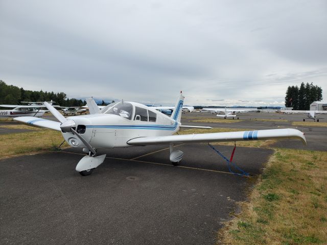 Piper Cherokee (N6560W)