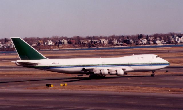 Boeing 747-200 (N704CK) - From February 14, 1998 this Kalitta B747-246F (SD) still in Saudia colors is doing a school vacation charter.