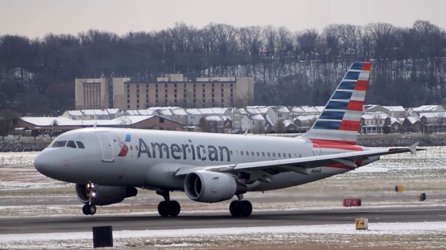 Airbus A319 (N760US)