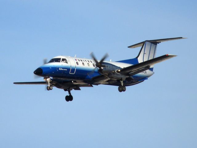 Embraer EMB-120 Brasilia (N584SW)