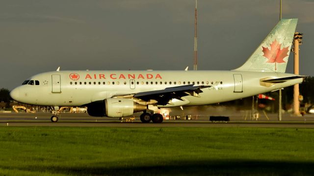 Airbus A319 (C-FYKR)