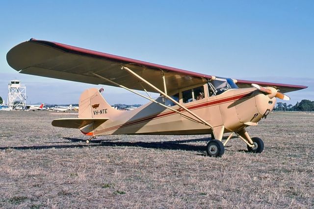 Beechcraft Super King Air 200 — - ANOTHER CLASSIC SHOWING OFF ITS COLOURS AT THE AIR SHOW. AERONCA 11AC CHIEF - REG : VH-NTE (CN 213) - MANGALORE VIC. AUSTRALIA - YMNG (19/4/1992) 35MM SLIDE SCANNED WITH A EPSON PERFECTION V700 FLATBED SCANNER.