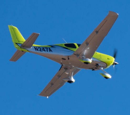 Cirrus SR-22 (N247A)