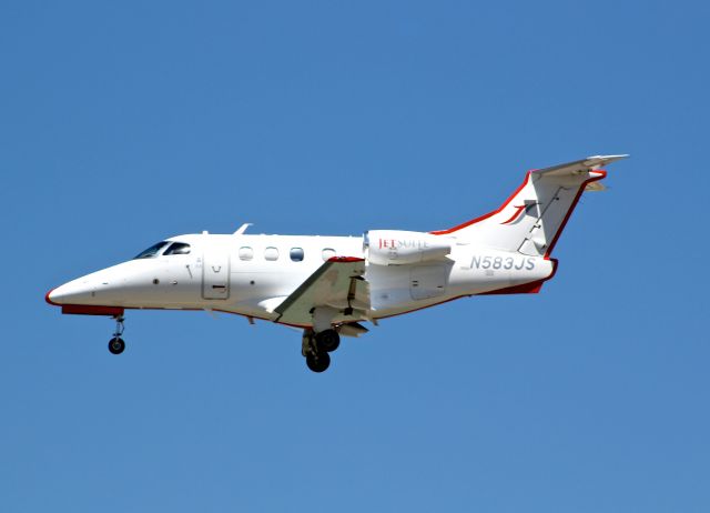 Embraer Phenom 100 (N498JS)