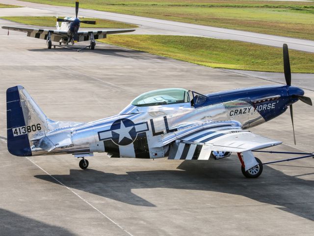 North American P-51 Mustang (N351DT)