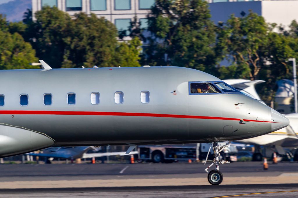 Bombardier Global Express (9H-VJI)