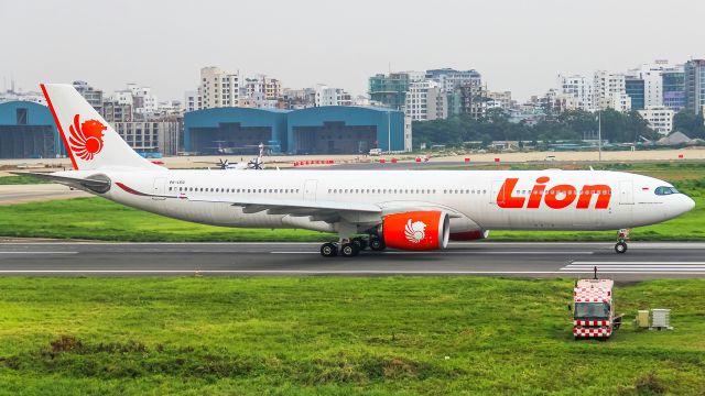 Airbus A330-300 (PK-LEQ)