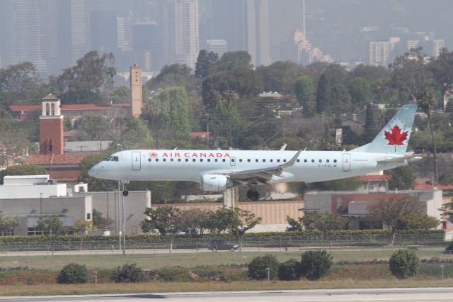 Embraer ERJ-190 (C-FGLW)