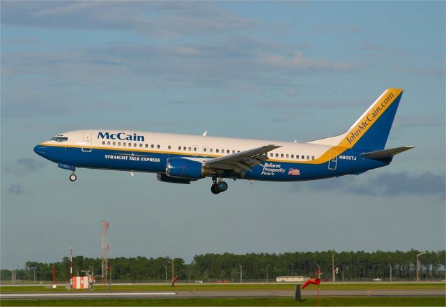 Boeing 737-700 (N802TJ) - Presidential candidate John McCain arrives at Orlando McCoy on 31st July 2008