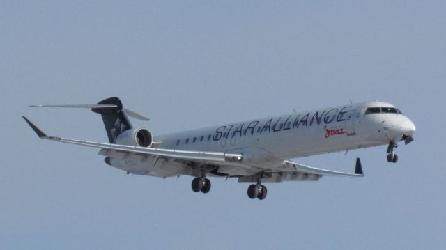 Canadair Regional Jet CRJ-900 (C-FUJZ)