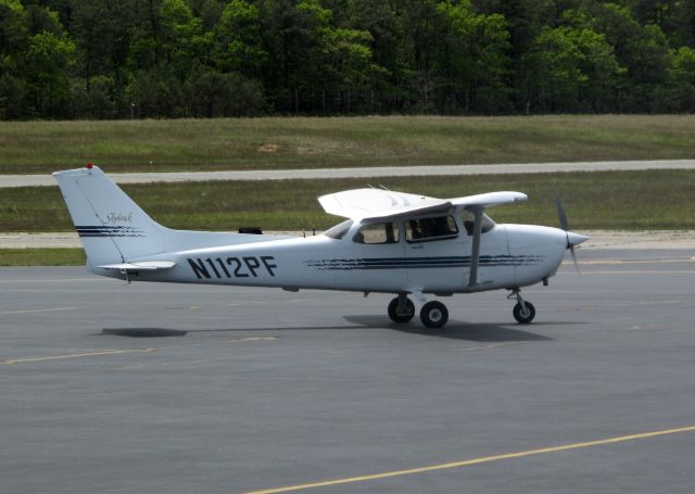 Cessna Skyhawk (N112PF)