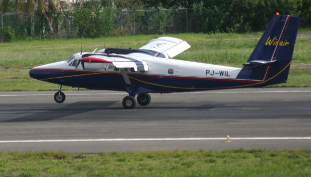 De Havilland Canada Twin Otter (PJ-WIL)