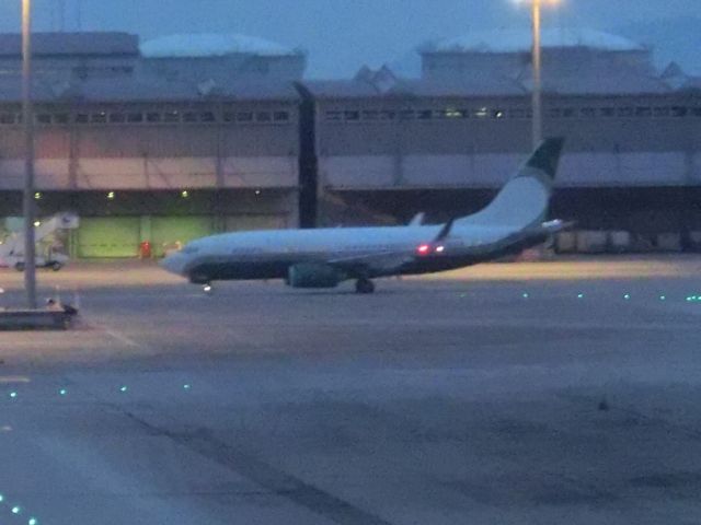 Boeing 737-700 — - 不意に来たので、何もかもが不明です。