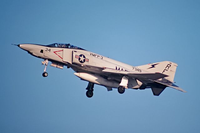 15-7349 — - VMFP-3 RHINO about to land on El Toros runway 34R July 1990.