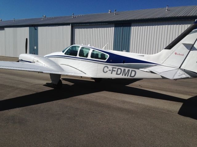 Beechcraft 55 Baron (C-FDMD)