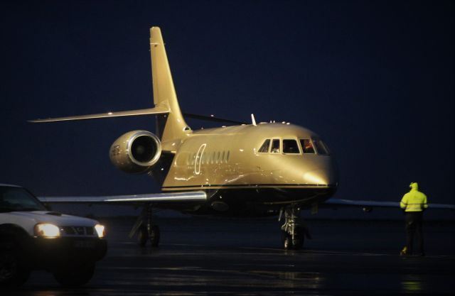 Dassault Falcon 2000 (2-RBTS) - Santa Maria Island International Airport - LPAZ. December 23, 2021