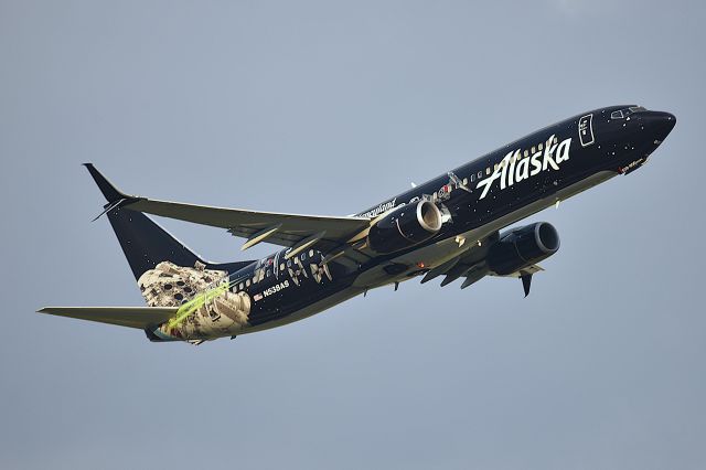 Boeing 737-800 (N538AS) - 23-R 08-06-24 Headed back up to SEA.